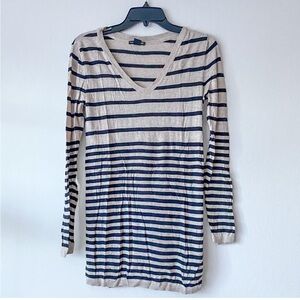 H&M stripe sweater, v-neck, black & tan, size XS